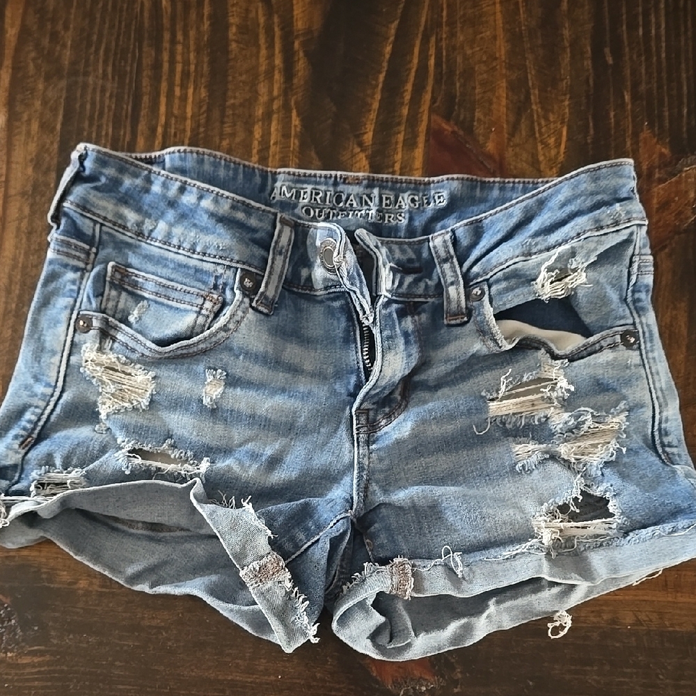 American Eagle Outfitters Women's Blue Distressed Shorts